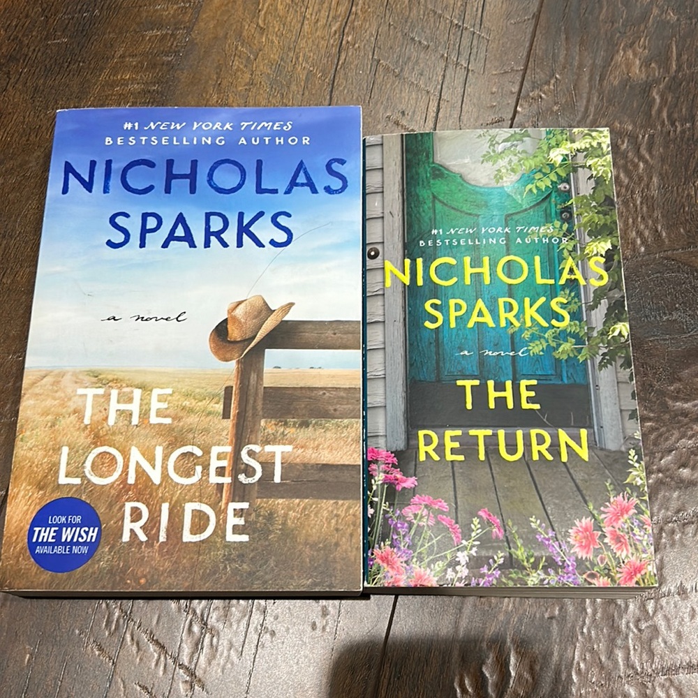 Nicholas Sparks paperbacks